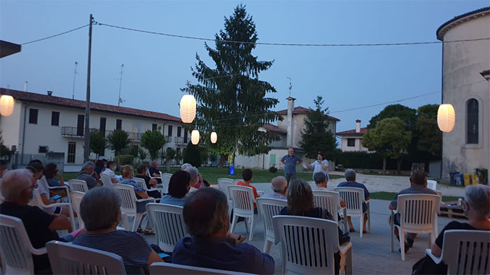 Foto di una serata del ciclo di appuntamenti "Per non dimenticare la quarantena"