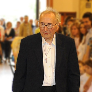 Foto in mezzo busto di don Giuseppe Geremia